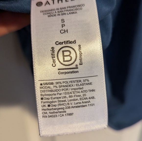 Athleta Blue Top with Opening in Back - Size Small - Picture 4 of 4